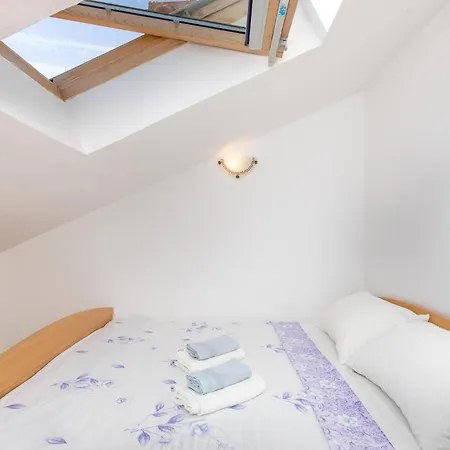Διαμέρισμα 2 Bedroom Stunning In