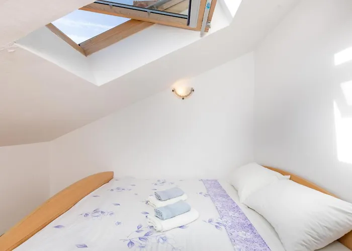 Daire Lovely In With Wifi